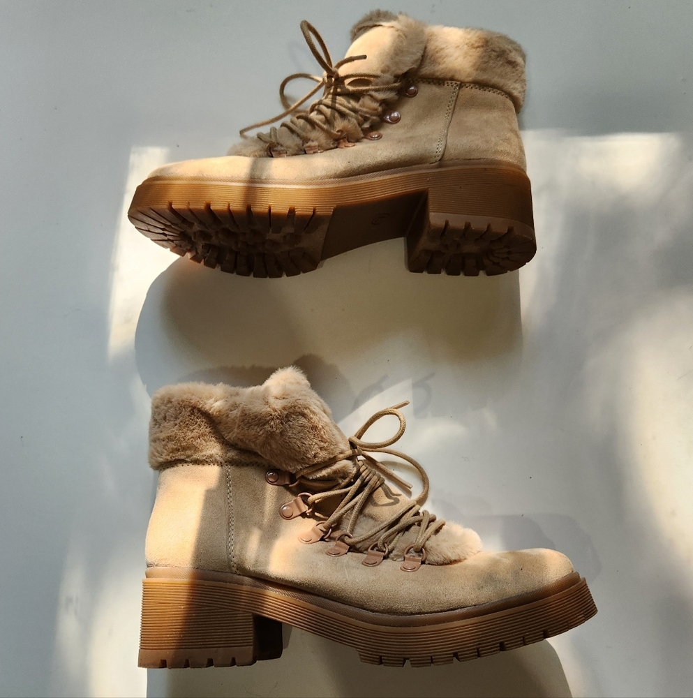 Women's Tan Lace-Up Faux Suede Ankle Boots, With Faux Fur